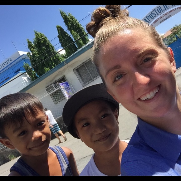 Meet your seller: Jillian Alexandra - Picture 5 of 16